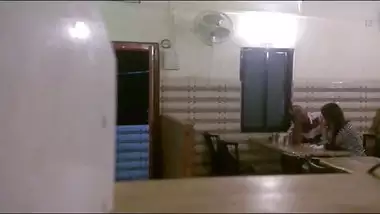 भारतीय सेक्स कॉम हिंदी दबाने चूसना प्रेमिका स्तन हीटिंग