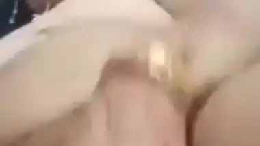 Unsatisfied Bhabi Masturbating