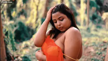 Big boobs model indrani photoshoot video – 4