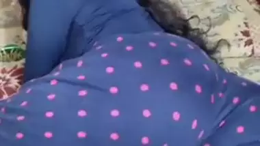 Hot bhabhi self recording in mood non-nude slowmo vid