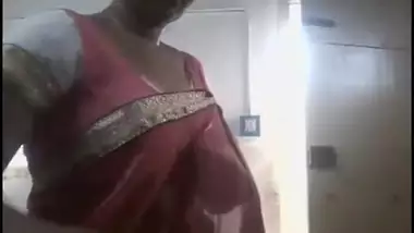 Hot Bhabhi Changing Sari – Movies