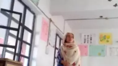 Muslim Student Fucked By Teacher