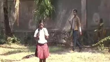 Guy Seducing Sexy School Girl - Movies.