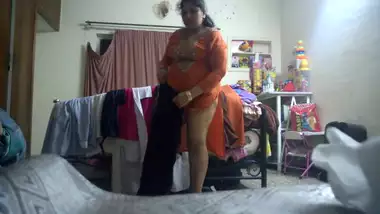 Salma Bhabhi Changing MMS - Movies. video2porn2