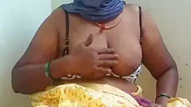 Tamil Hot Bhabhi Has Big Boobs - Desi Tamil Bhabhi Hot Sex - Huge Boobs