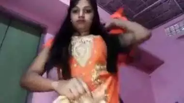 desi girl make video for lover