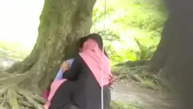 Hijab Girl Outdoor Fuking With Lover