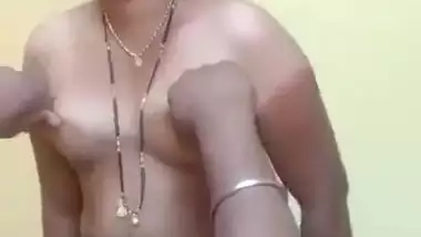 Beautiful bhabhi riding