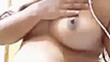 Horny Bangla Girl Boob Show With Dirty Bangla Talk