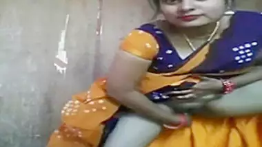 Deshi Bhabhi Ko Land Chahiye