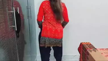 Rabia Bhabi Strip Nude Dance On Live Clip Call...