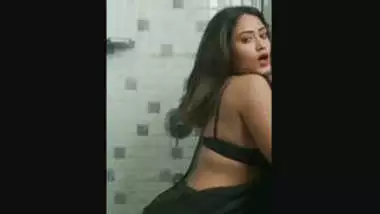 DESI BUSTY BEAUTY HOTNESS IN SEXY SAREE BRA BLOUSE