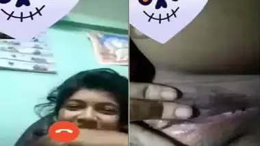 Bangladeshi GF showing sex hungry pussy