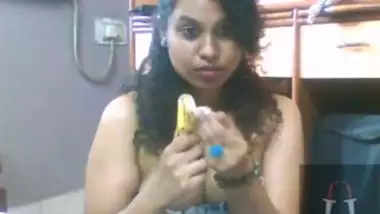 South desi lily masturbating