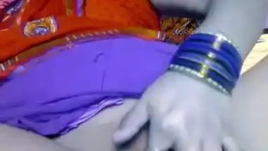 Desi Masturbation Fucking Her Juicy Cunt With...