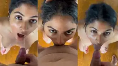 Rough Indian sex video of a Delhi slut drinking the pee