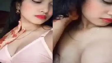 Indian beautiful girl boobs show and hairy pussy