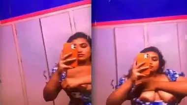 Snapchat girl showing big boobs viral leaked video