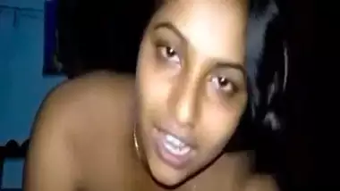 Seductive village girl’s hard desi chudai